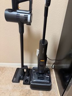 Roborock Wet Dry Vacuum with Charging Dock
