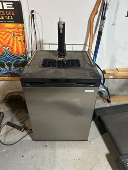 Kegerator insignia
