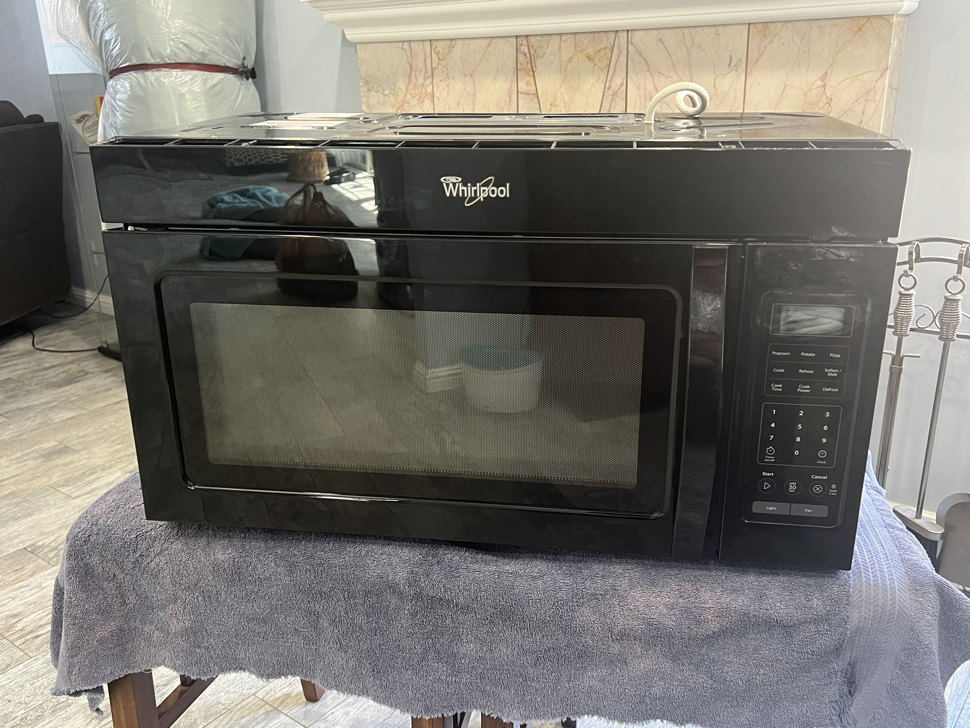 RV Whirlpool Over The Range Microwave 