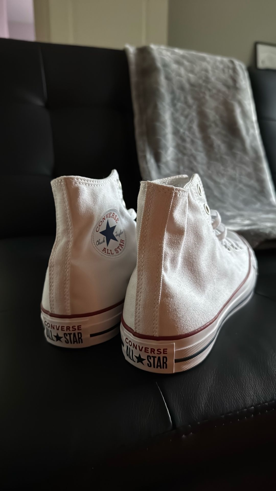 MINT Converse - Size 11