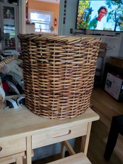 Cute basket! Perf for laundry or a giant plant