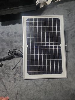 10 watt solar panel battery maintaining boat rv etc