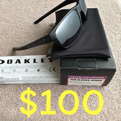 Oakley Mainlink Polarized Sunglasses Matte Black Frame