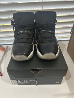 Jordan Space Jam  2016 size 5 Gradeschool used Dunk Nike Yeezy Bape