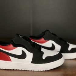 Kids Air Jordan ATL Size 1y