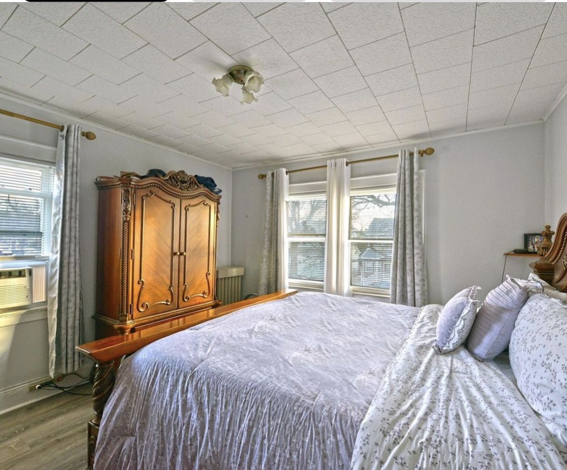 Ashley Furniture King Size Bedroom Set, King Size Bed, Wardrobe And Dresser