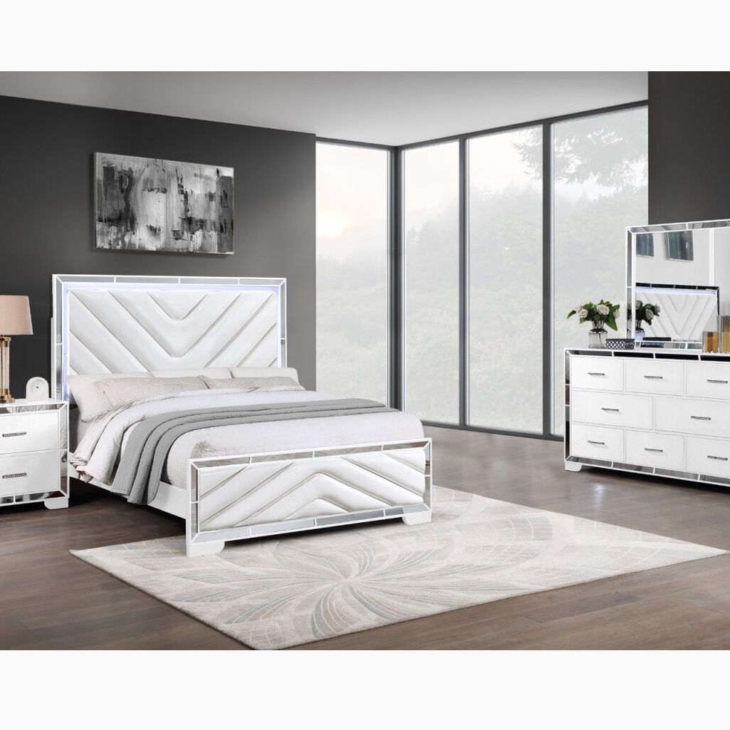 Queen Bedroom Set