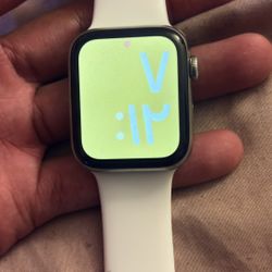 Apple Watch Series 6 44mm