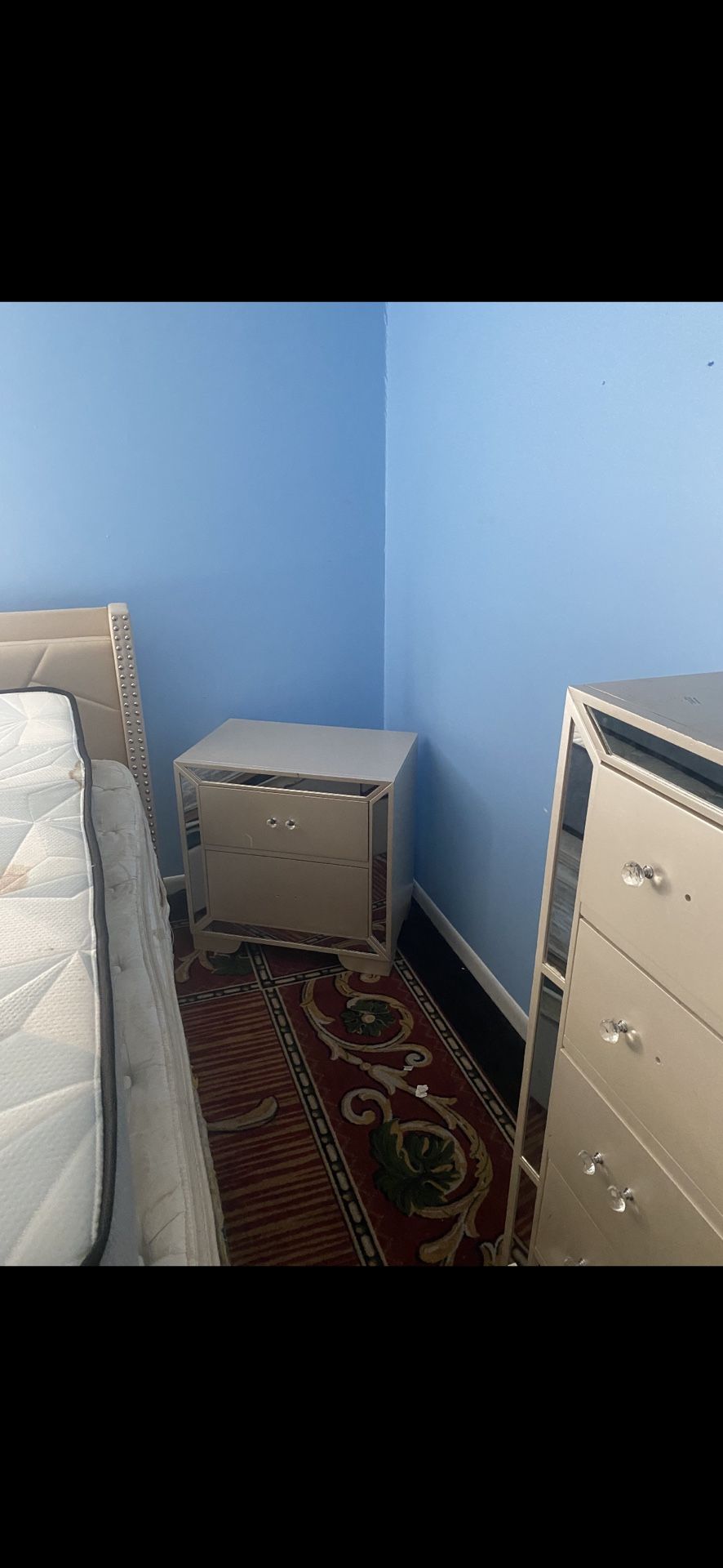 Bed Room Set