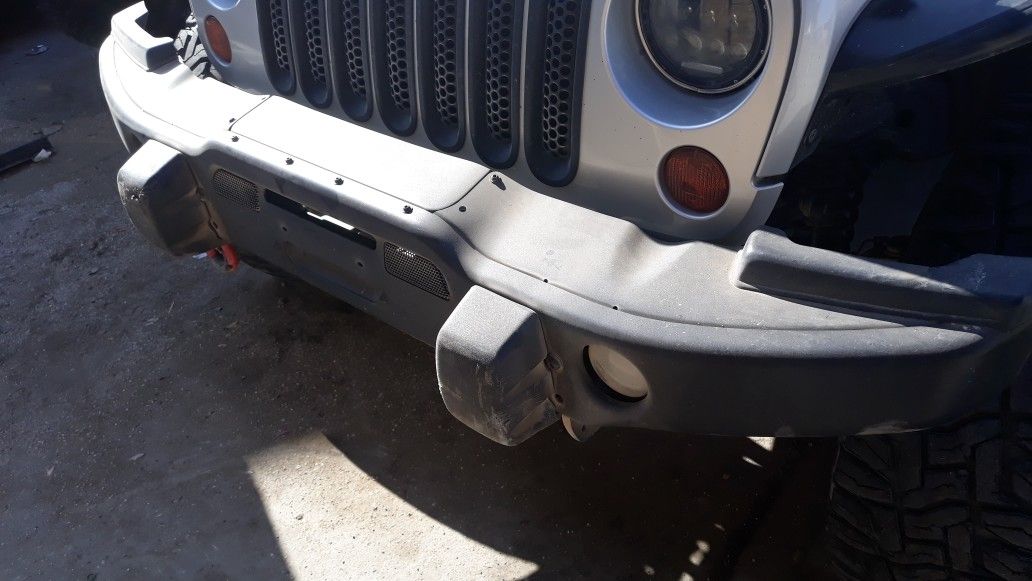 Jeep Hard Rock Bumper winch ready