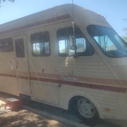 RV 
