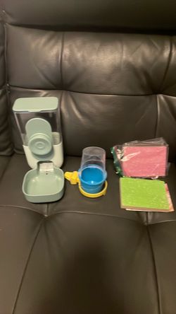 Pet Feeder and cage platform