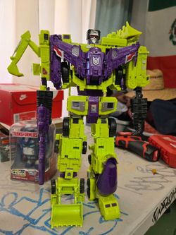 Transformers Not Transformer Devastator