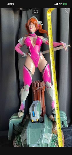 Anime Big 32 inches best offer