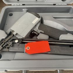 Brand New In The Box Secco Fastening  Gun 