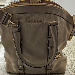 Everything Plus More Handbags