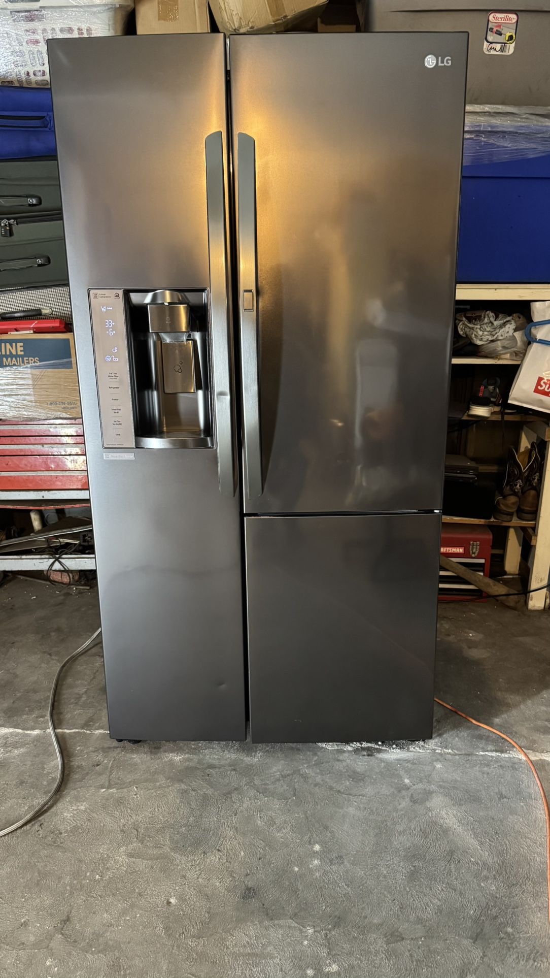 Refrigerator LG