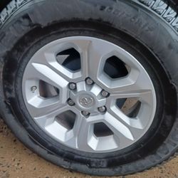 Set Of 4 Toyota Wheels 