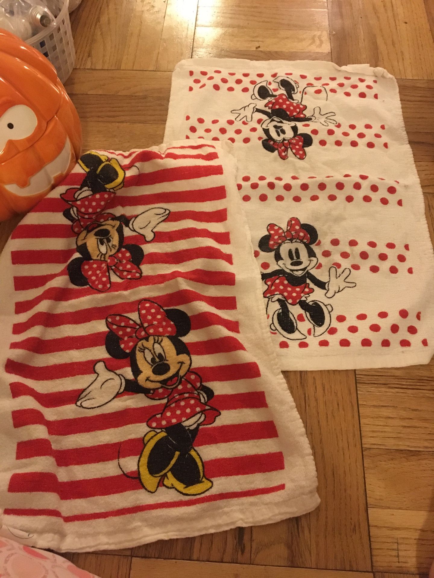 Disney Minnie Mouse kitchen towels