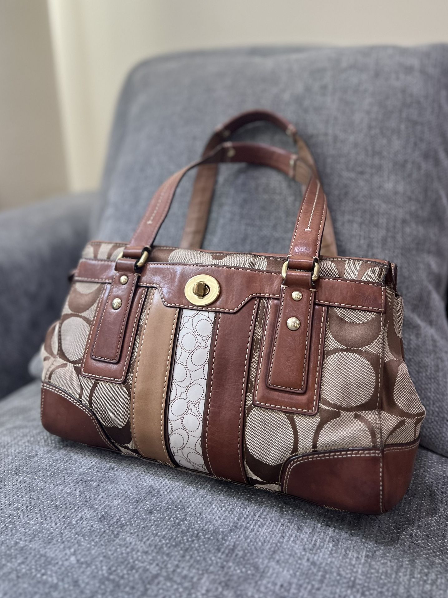 Vintage Coach Brown Leather with Turnlock