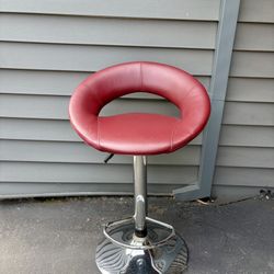 Swivel Stool  