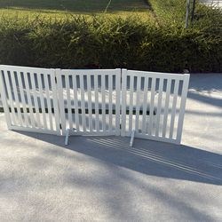 VEVOR Free Standing Dog Gate,