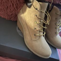 ❤️ Wedge Size 7.5 