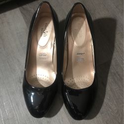 Black Shoes Size:8W For Women 