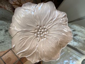 Fritz and Floyd Decorative Flower Plate
