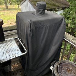 Pit boss Smoker