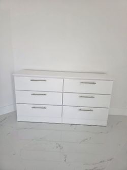 WHITE DRESSER
