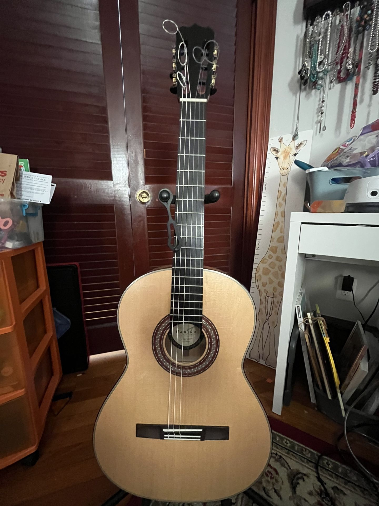 2024 Hanika Flamenco KF