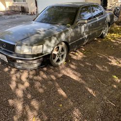 1991 Lexus LS 400