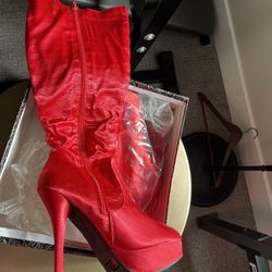 New Women Heeled Boots 