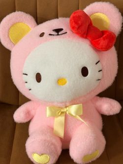 Sanrio Hello Kitty Pink Bear Costume 11.8” Plush Toy Wool Boa Bear