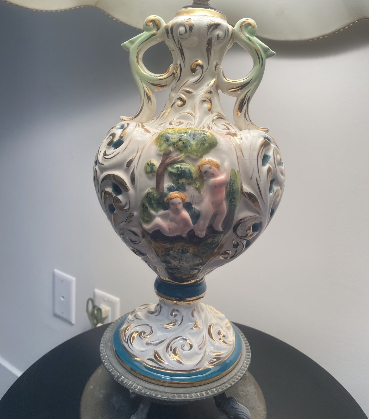 Vintage Capodimonte Porcelain Italian Lamp with Shade Brass Base Rare