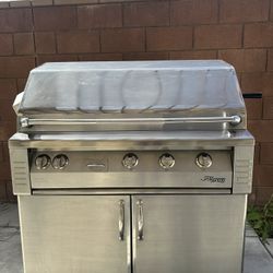 Alfresco BBQ grill 