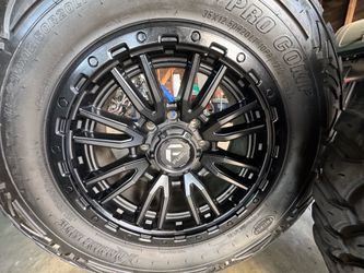 20 inch fuel wheels and pro comp tires