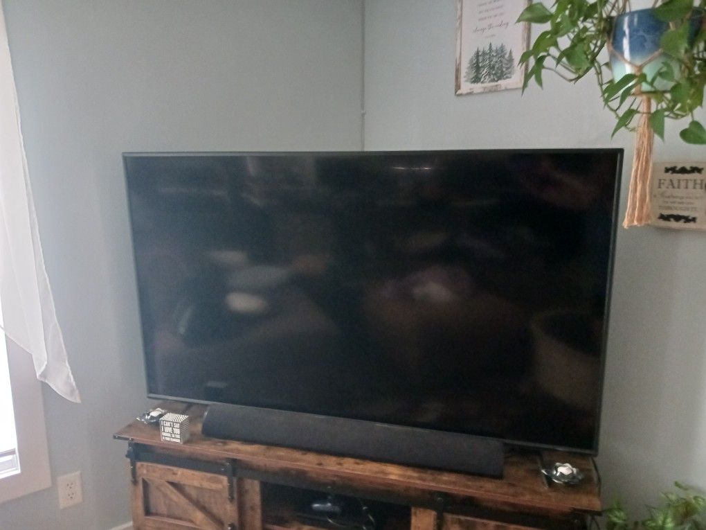 65" Vizio Tv