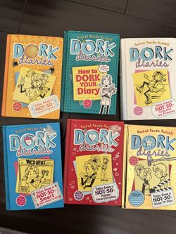 Dork Diaries Book Bundle 