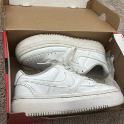 NIKE white Shoes