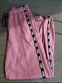Nice women’s  pink Victoria’s Secret pants size (medium) only $20
