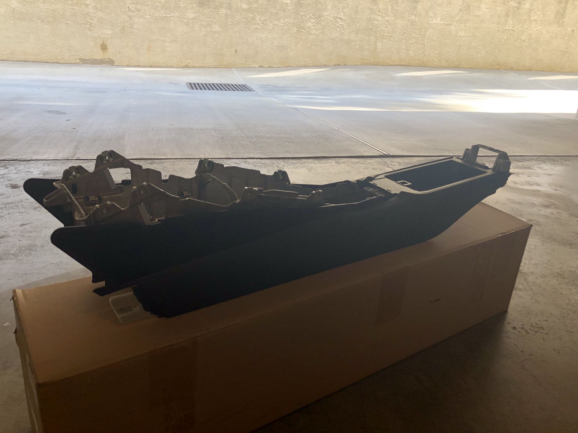 Porsche Cayman center console