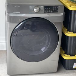 Samsung 7.5 Cu. ft Smart Dryer With Steam Sanitizer+