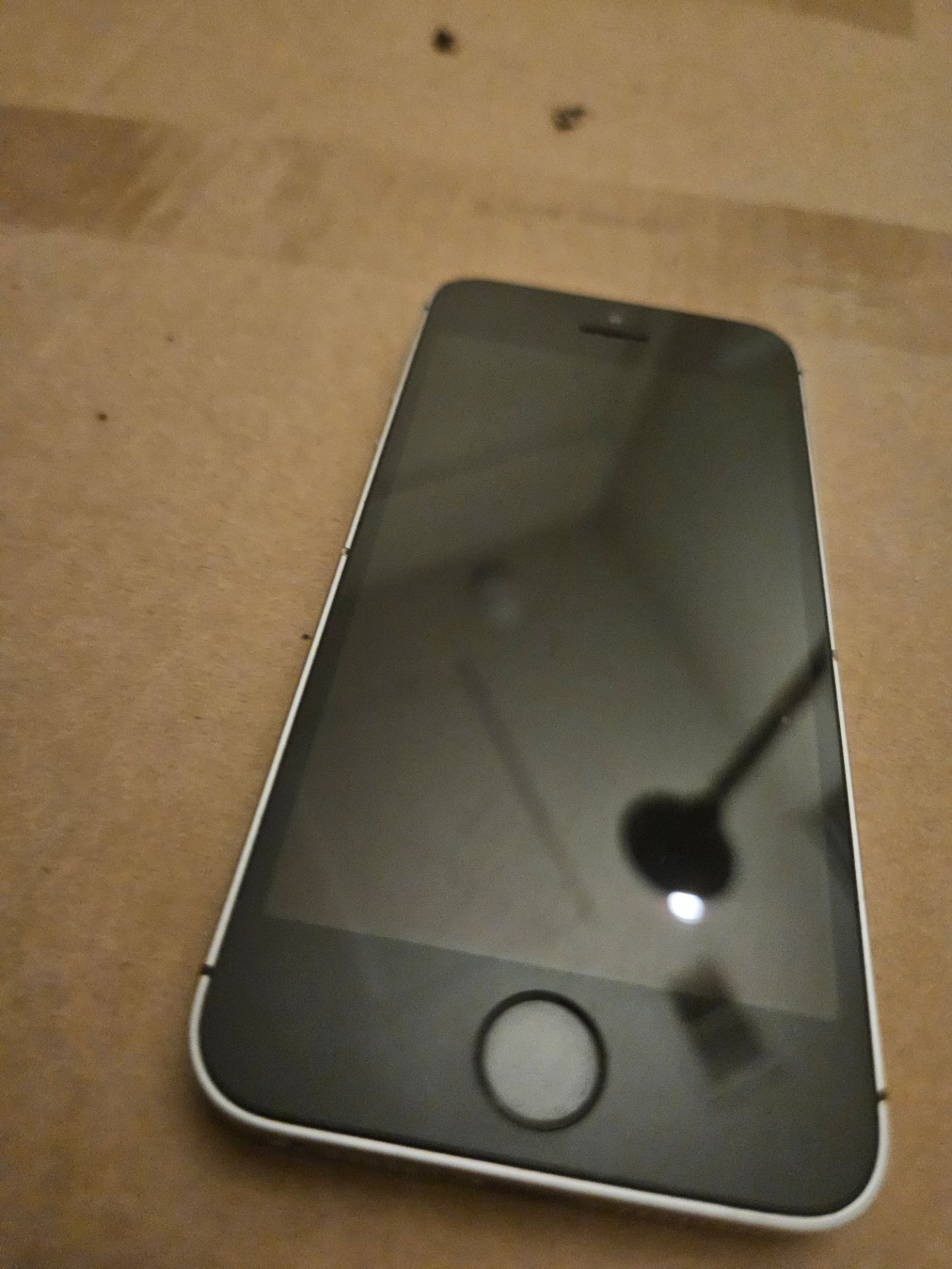 IPHONE SE