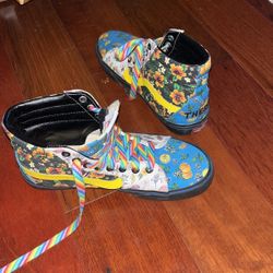 girls size nine vans high tops