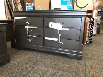 Bailey 6 Drawer Dresser, Weathered Gray