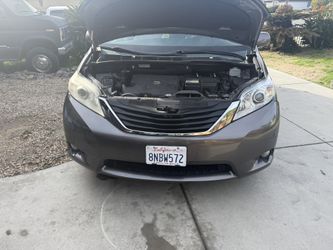 2011-2014 Sienna Head Lights 