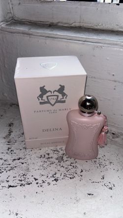🌸 Delina: The Essence of Feminine Luxury.
