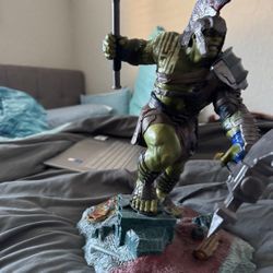 Hulk Gladiator 12 Inch 